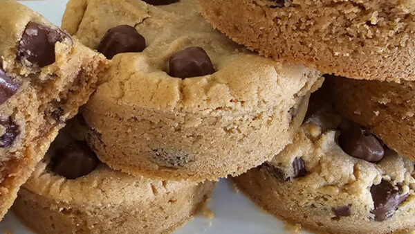 1 Dozen Chocolate Chip Cookies
