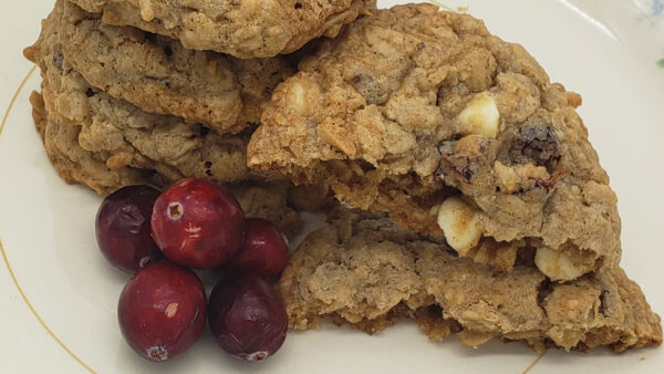 1 Dozen Oatmeal, White Chocolate, Cranberry Cookies